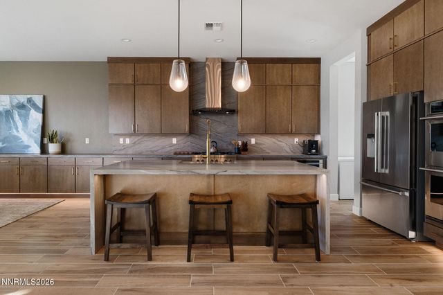 1561 Evangeline Drive, Sparks, NV 89436