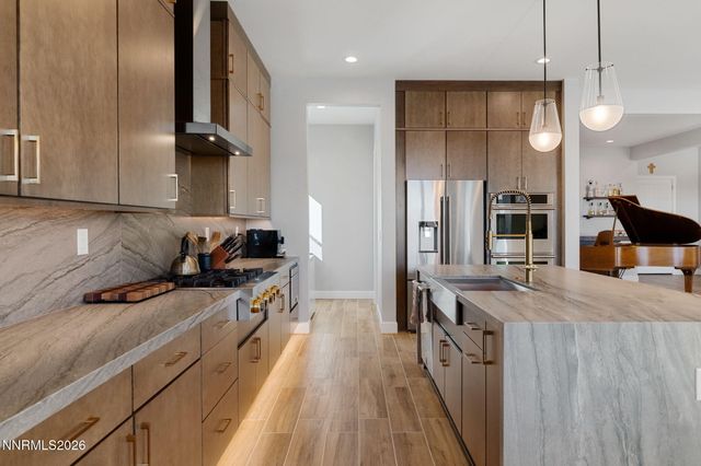 1561 Evangeline Drive, Sparks, NV 89436