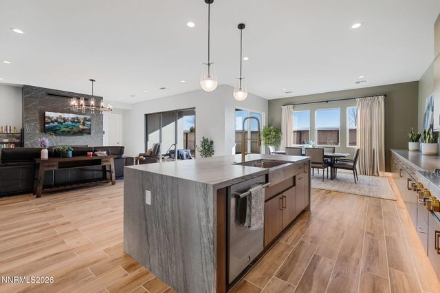 1561 Evangeline Drive, Sparks, NV 89436