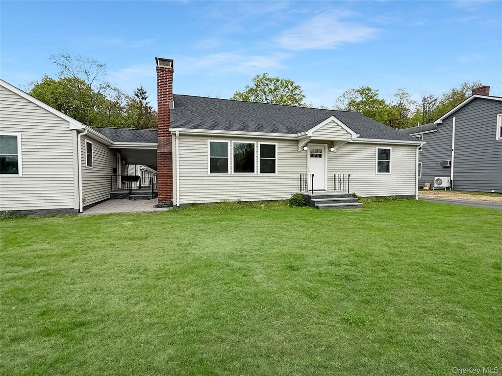 4332 Albany Post Road 5, Hyde Park, NY 12538
