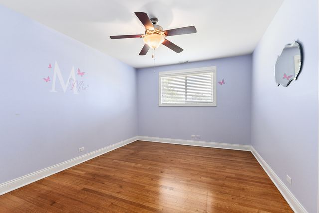 389 W Evergreen Lane, Elmhurst, IL 60126