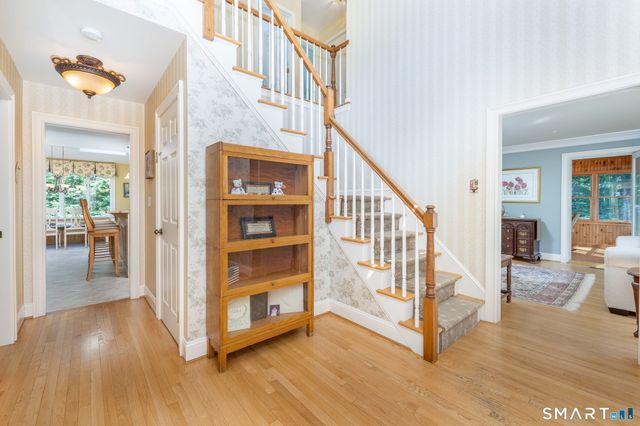 56 Larkspur Lane, Bristol, CT 06010