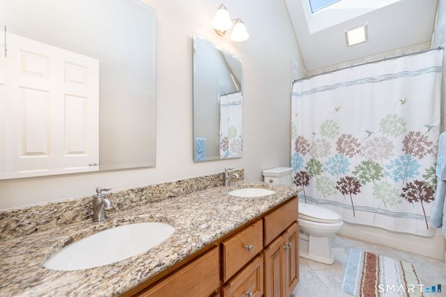 56 Larkspur Lane, Bristol, CT 06010