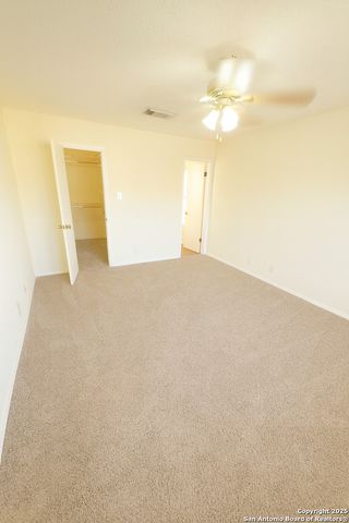 8811 Breezefield, San Antonio, TX 78240