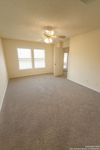 8811 Breezefield, San Antonio, TX 78240