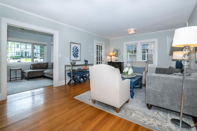 17 Bonnett Avenue, Larchmont, NY 10538