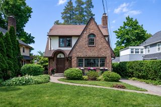 17 Bonnett Avenue, Larchmont, NY 10538