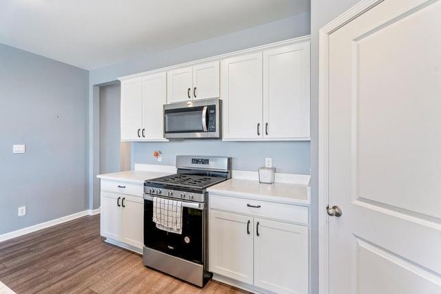 10414 Whitney Place, Crown Point, IN 46307
