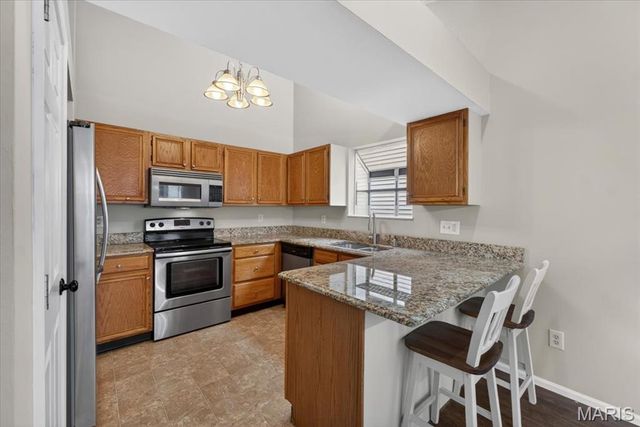 409 Hunters Crossing Court, Wildwood, MO 63040