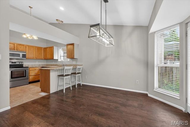 409 Hunters Crossing Court, Wildwood, MO 63040