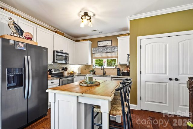 192 Aztec Circle, Mooresville, NC 28117