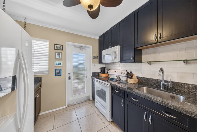 3010 NE 16th Avenue 502, Oakland Park, FL 33334