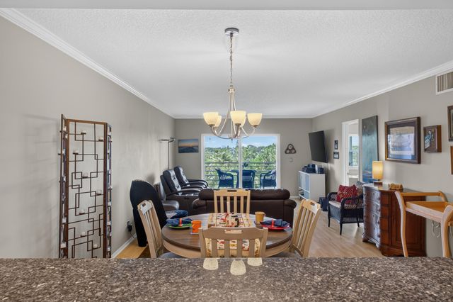 3010 NE 16th Avenue 502, Oakland Park, FL 33334