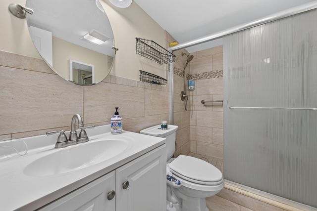 3010 NE 16th Avenue 502, Oakland Park, FL 33334