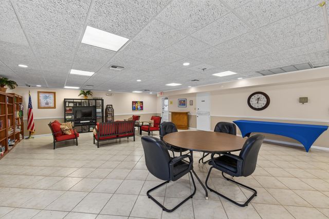 3010 NE 16th Avenue 502, Oakland Park, FL 33334