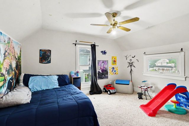 506 N Kalamazoo Street, Paw Paw, MI 49079