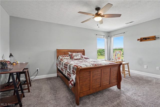 5667 N Torch Road, Coolville, OH 45723