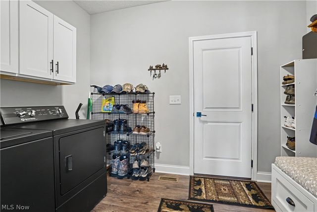 5667 N Torch Road, Coolville, OH 45723