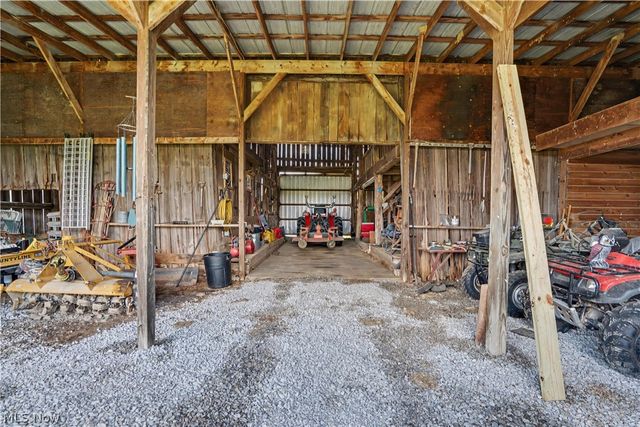 5667 N Torch Road, Coolville, OH 45723