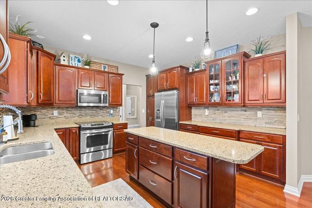 6044 Marietta Way, East Lansing, MI 48823