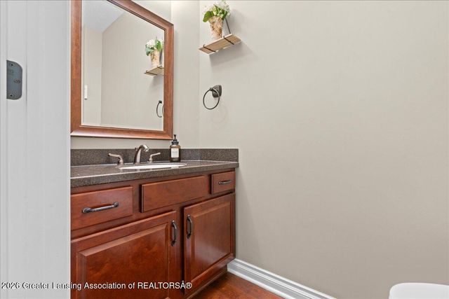 6044 Marietta Way, East Lansing, MI 48823