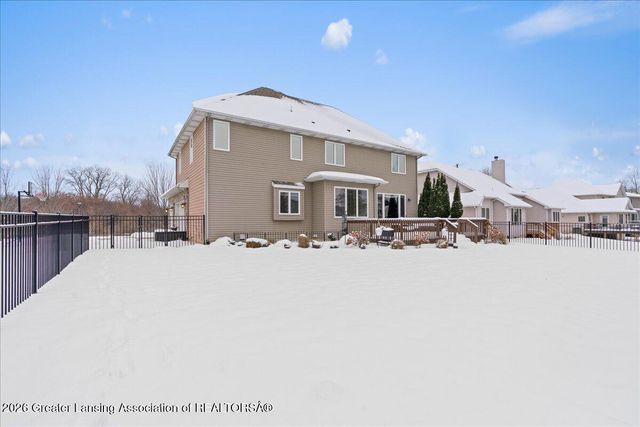 6044 Marietta Way, East Lansing, MI 48823