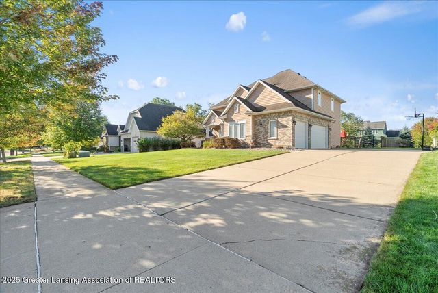 6044 Marietta Way, East Lansing, MI 48823