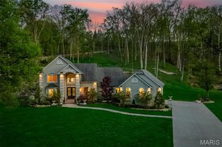 5512 Elk Valley Estates Drive, St Louis, MO 63128