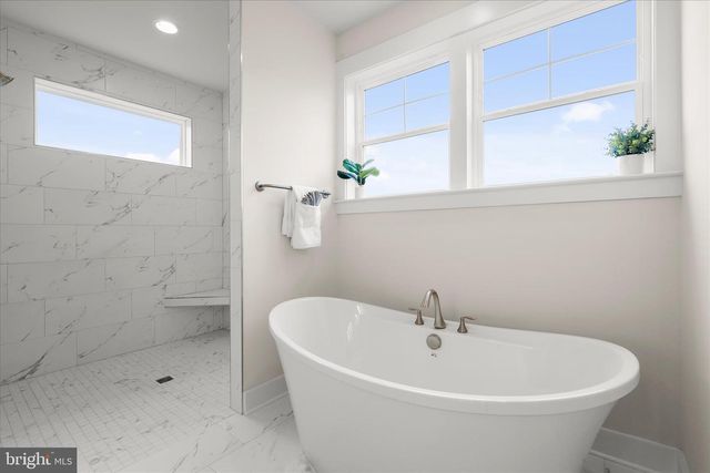 1605A OAKLAND RD, Freeland, MD 21053