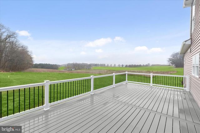 1605A OAKLAND RD, Freeland, MD 21053
