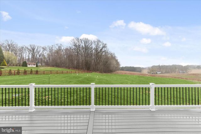 1605A OAKLAND RD, Freeland, MD 21053