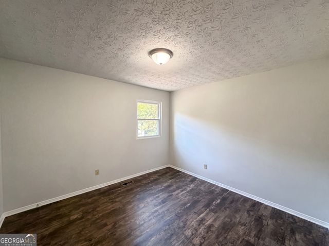 6830 Earlhurst Road, Atlanta, GA 30349