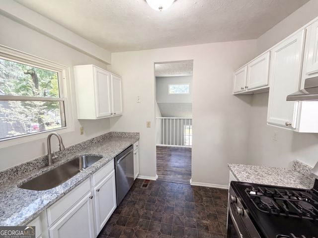 6830 Earlhurst Road, Atlanta, GA 30349