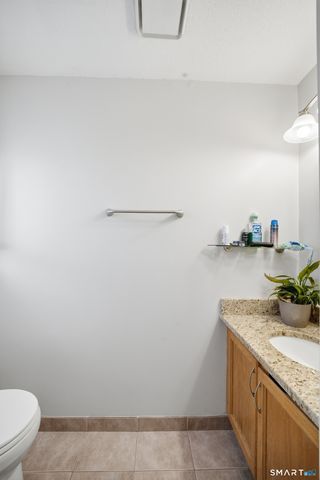 19 Chelsea Lane 19, East Granby, CT 06026