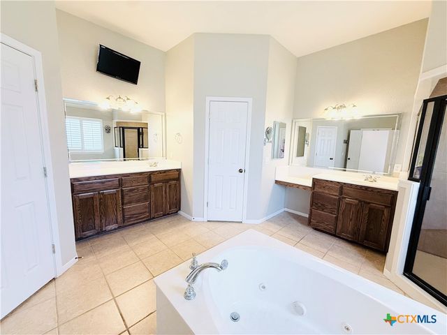 497 County Road 3351, Kempner, TX 76539