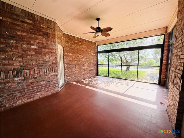 497 County Road 3351, Kempner, TX 76539
