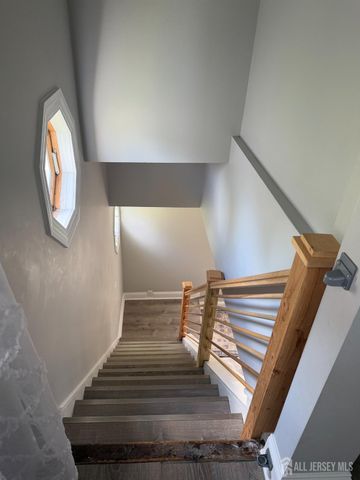 215 Johnson Avenue, Piscataway, NJ 08854