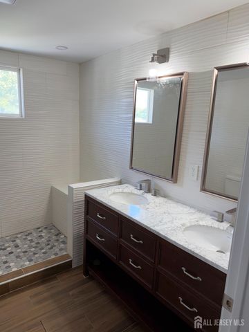 215 Johnson Avenue, Piscataway, NJ 08854