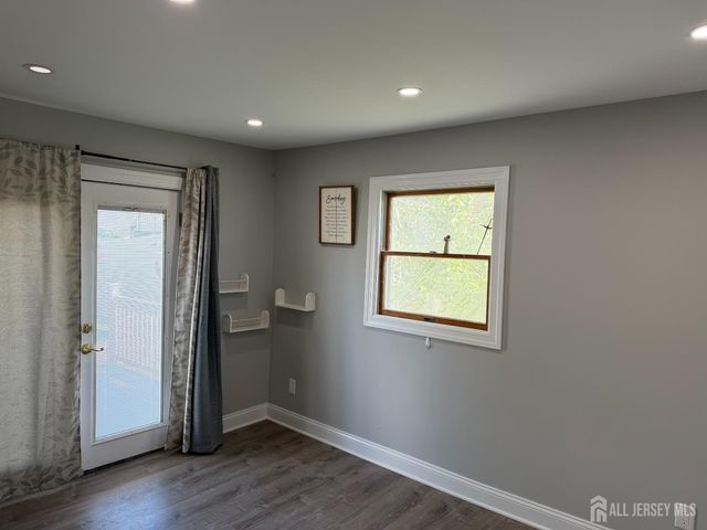215 Johnson Avenue, Piscataway, NJ 08854
