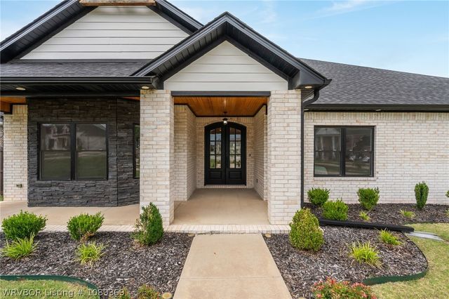 9017 Breitling Court, Fort Smith, AR 72916