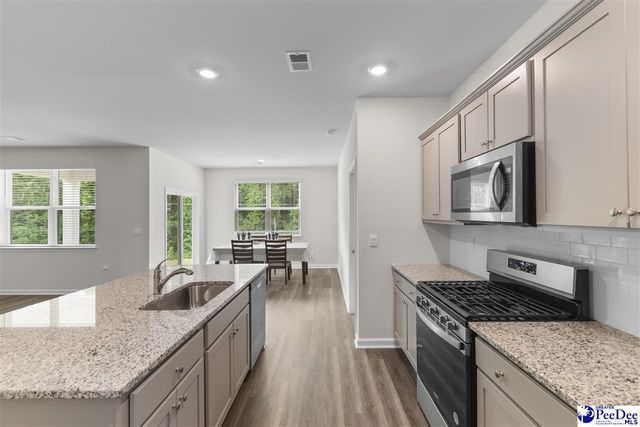 558 Captiva Row, Florence, SC 29505