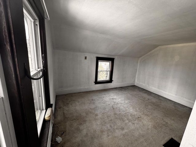 10 W Rockwell STREET, Elkhorn, WI 53121