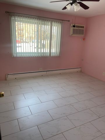 2500 BAYSIDE Drive 3, Palatine, IL 60074