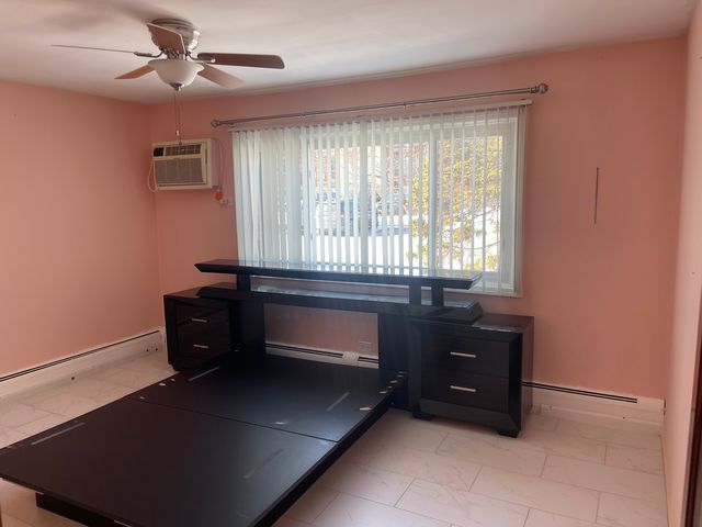 2500 BAYSIDE Drive 3, Palatine, IL 60074