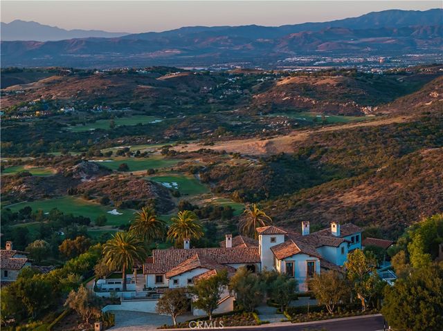 76 Golden Eagle, Irvine, CA 92603