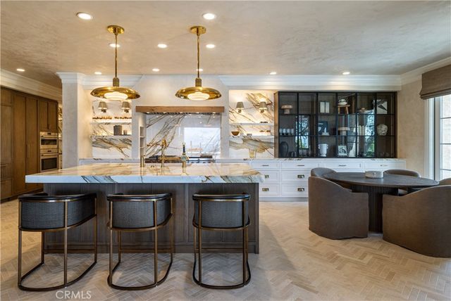 76 Golden Eagle, Irvine, CA 92603