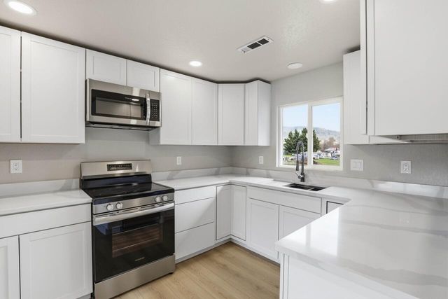 8835 Williams Highway, Grants Pass, OR 97527