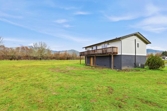 8835 Williams Highway, Grants Pass, OR 97527