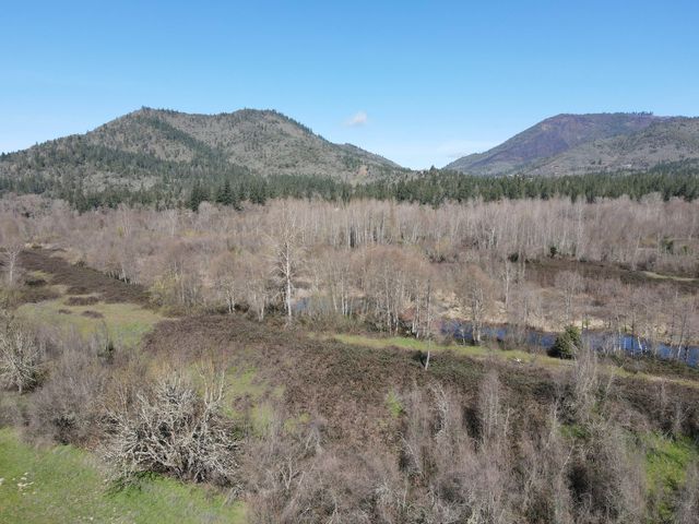 8835 Williams Highway, Grants Pass, OR 97527