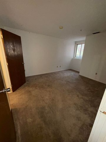 117 Cluff Crossing Rd Apt 7, Salem, NH 03079